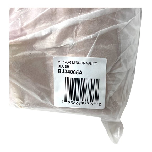 Betsey Johnson Kitsch Mirror Mirror Vanity Crossbody - Picture 7 of 7